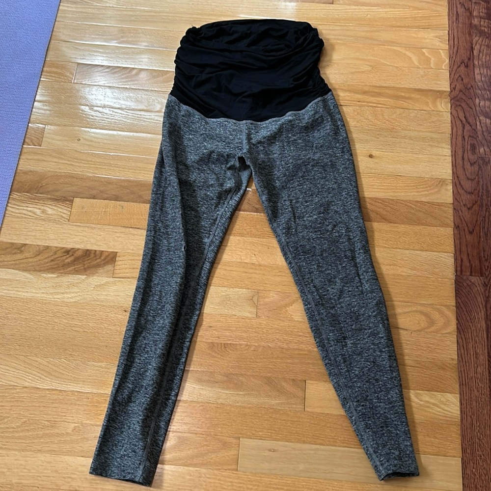 Maternity leggings